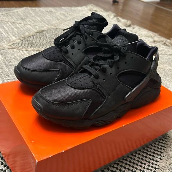 Slightly used a few times. good condition. - Picture 1 of 2